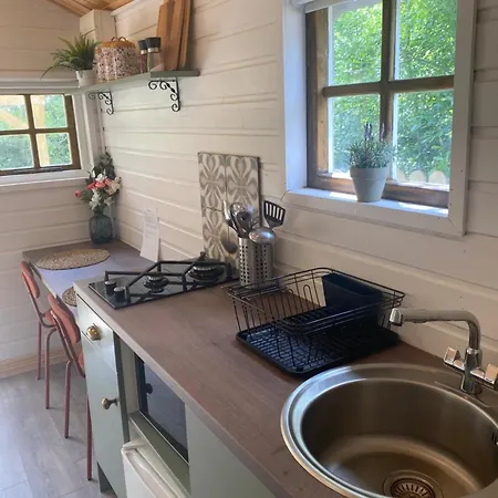 Letterkenny Cabin * Letterkenny